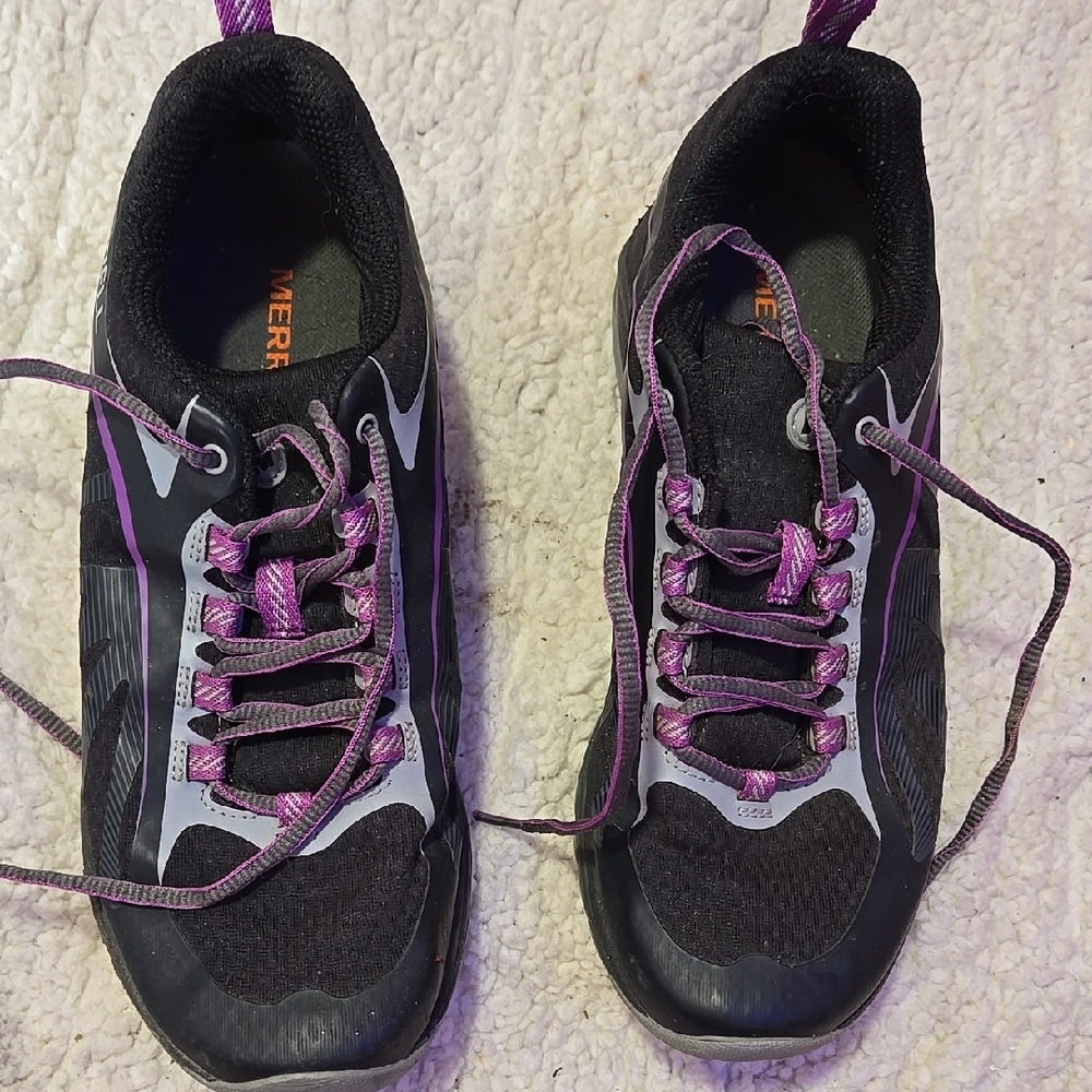 Merrell Women's Black and Purple Athletic Shoes